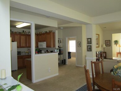 2689 Terrwood Dr W unit 177, Macungie, PA 18062 - photo 7