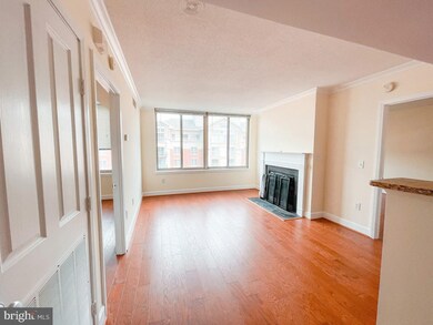 Station Square at Clarendon unit 806, Arlington, VA 22201 - photo 2
