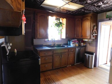 708 E 4th St, Merrill, WI 54452 - photo 5