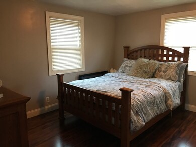 208 Granada Rd, Carpentersville, IL 60110 - photo 7