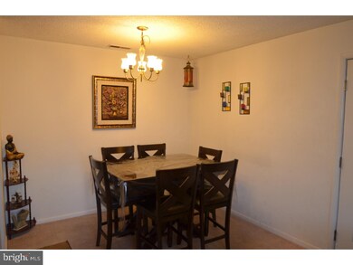 305 Ravens Crest Dr, Plainsboro, NJ 08536 - photo 7