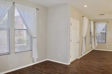 Living Room4