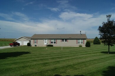 6779 E Us Highway 20, Rolling Prairie, IN 46371 - photo 3