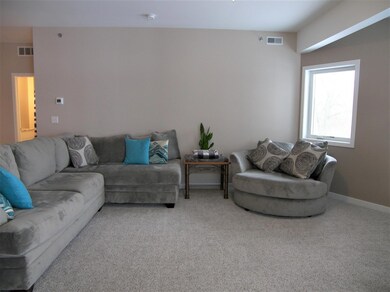 311 Legacy Ln unit 2B, La Porte, IN 46350 - photo 4