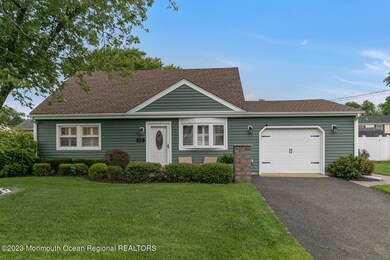 13 Fir Pl Hazlet NJ 07730 USA-large-002-