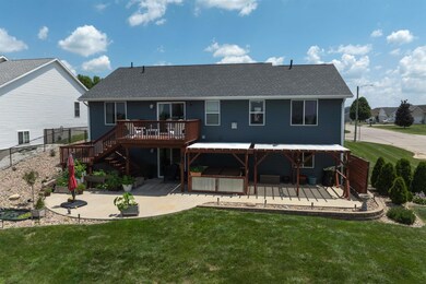 609 Endeavor Ave, Urbana, IA 52345 - photo 2