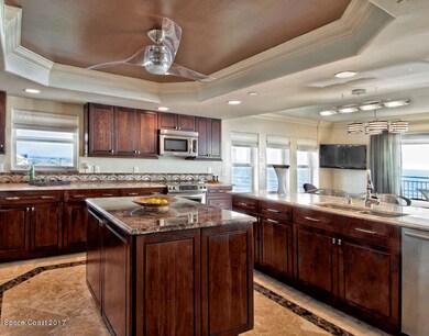1625 Ocean
