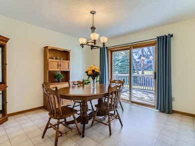 1420 Interlachen Cir, Woodbury, MN 55125 - photo 6