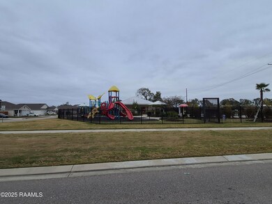 718 Aleppo Ln, Zachary, LA 70791 - photo 3