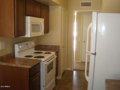 Kitchen 1_1437776704350_3