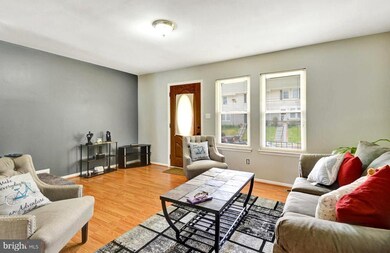 27 Cobber Ln, Baltimore, MD 21229 - photo 3