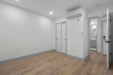 111 Bank St unit 3D, Waterbury, CT 06702 - photo 4