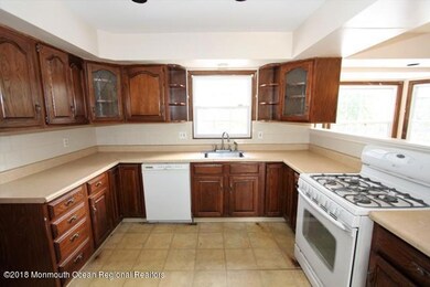 351-629612 Kitchen (33)