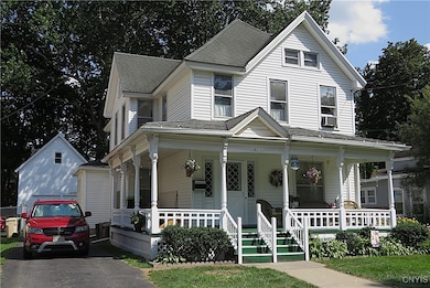 51 John St, Ilion, NY 13357 - photo 2