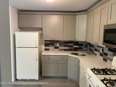 172 Edinburgh Ct, Matawan, NJ 07747 - photo 2