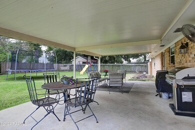 203 PlantersRow-25