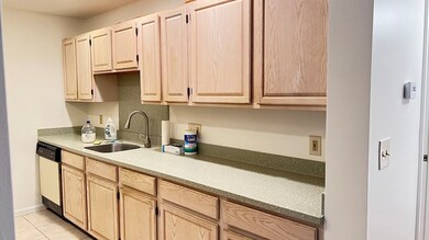 85 E Squantum St unit 11, Quincy, MA 02171 - photo 2