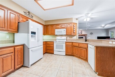 16 Milford Ln, Bella Vista, AR 72715 - photo 4