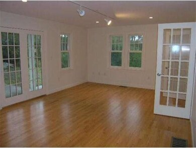 44 Pettee St, Newton Upper Falls, MA 02464 - photo 5