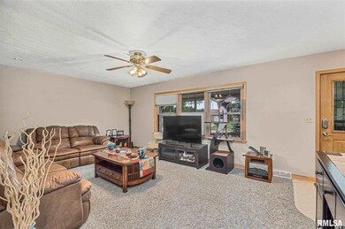 1439 Northlawn Rd, Davenport, IA 52804 - photo 5