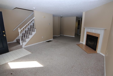 93 Cadogan Way unit UEE289, Nashua, NH 03062 - photo 2