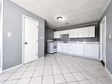 2616 Joy Ann Dr, Marrero, LA 70072 - photo 2