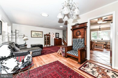 9810 Vale Rd, Vienna, VA 22181 - photo 6