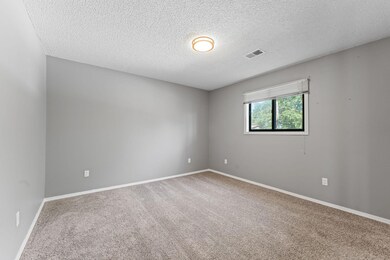 412 Notch ln Unit 8 (3)