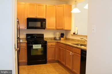 12817 Midnights Delight Dr, Bowie, MD 20720 - photo 3