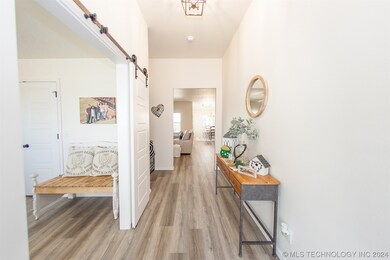 8910 N 73rd East Place, Owasso, OK 74055 - photo 5