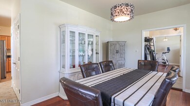 Formal Dining