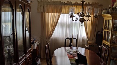 2221 Armstrong Rd, Lansing, MI 48917 - photo 3