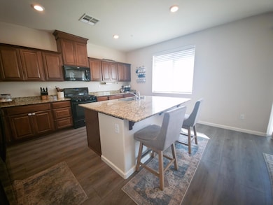 1548 Pheasant Run Dr, Olivehurst, CA 95961 - photo 6