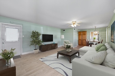 5970 21st St N unit 1, Saint Petersburg, FL 33714 - photo 3