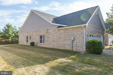 108 Bayberry Ct, Stephens City, VA 22655 - photo 3