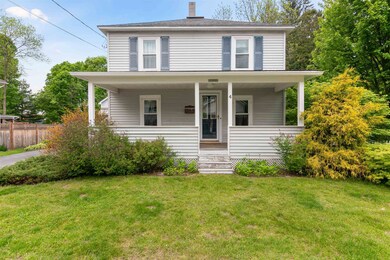 4 Oak St, Essex Junction, VT 05452 - photo 2