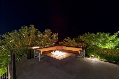 Outdoor Fire Pit