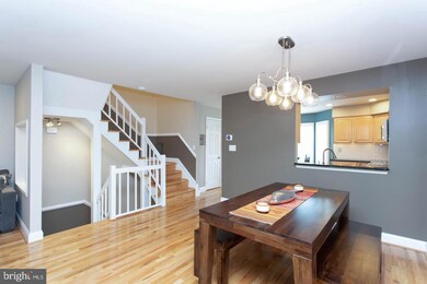 9626 Hadleigh Ct, Laurel, MD 20723 - photo 5