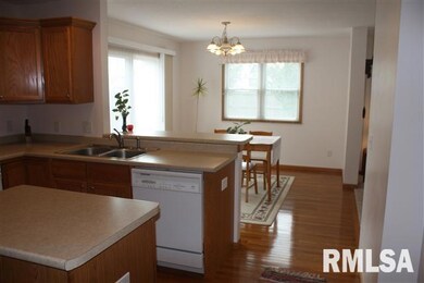 1647 W 66th St, Davenport, IA 52806 - photo 3
