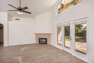 Family Room - Alt View