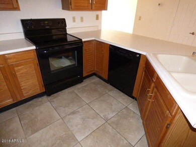 Kitchen (2)