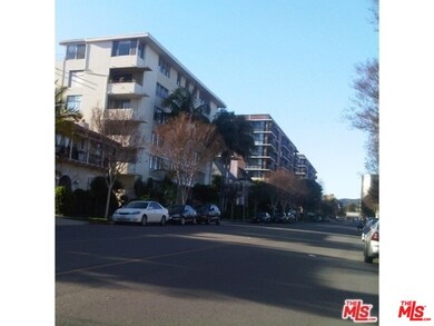 -BEST ST IN BEVERLY HILLS---NR PENINSULA HTL ,RODEO DRIVE &  CENTURY CITY.