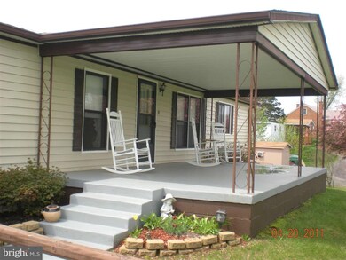 914 W Parkins Mill Rd, Winchester, VA 22602 - photo 4