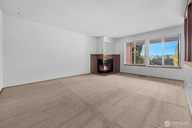 23509 Lakeview Dr unit A101, Mountlake Terrace, WA 98043 - photo 5