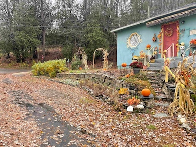 12 11th St, Berlin, NH 03570 - photo 2