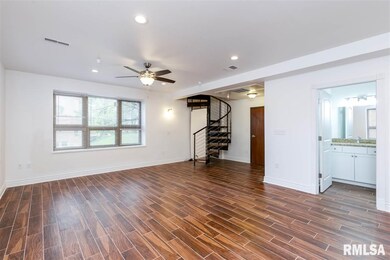 1101 W 9th St, Davenport, IA 52804 - photo 5