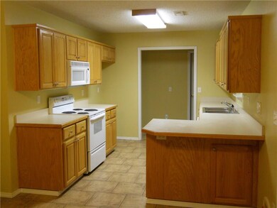 22 Portsmouth Dr, Bella Vista, AR 72715 - photo 4