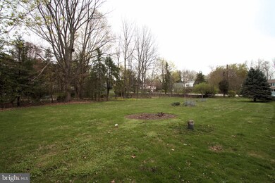 925 Susquehanna Rd unit 1, Ambler, PA 19002 - photo 4