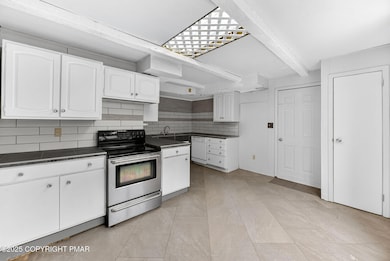 205 Schuylkill Ave, Tamaqua, PA 18252 - photo 6