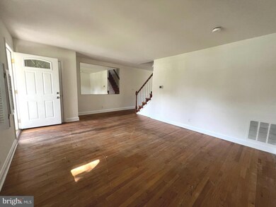 1019 Winsford Rd, Towson, MD 21204 - photo 5